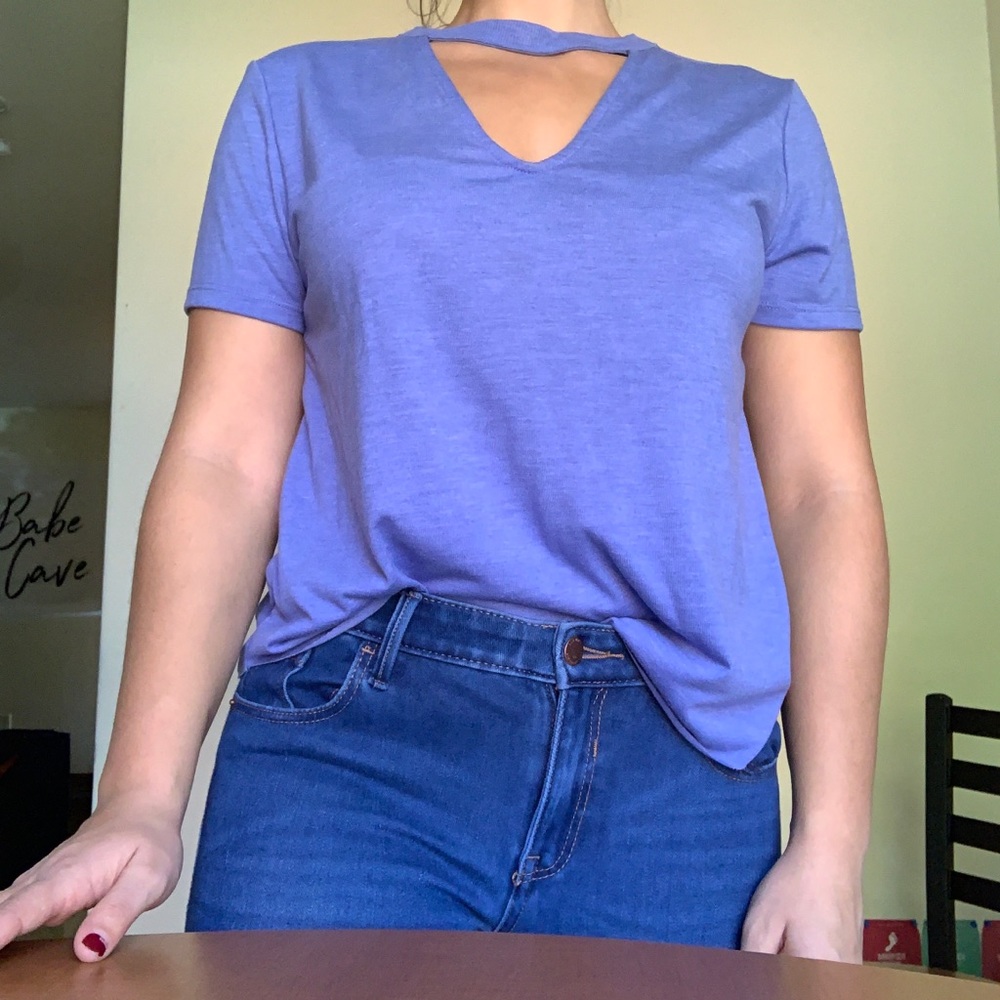 Causal v neck tee